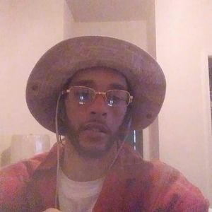 Meet your Posher, Zofar